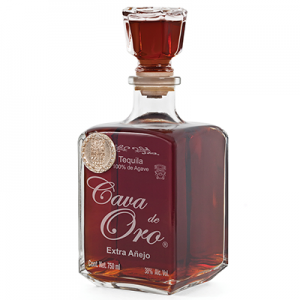 Super Anejo, te da su historia y notas lo que ah estado esperando por ti. Madurado por 2 anos en barricas de roble blanco frances. De color oro intenso, con una mezcla de aromas tostados, le brinda un excelentes sabor. Un tequila para disfrutarse solo o en las rocas.